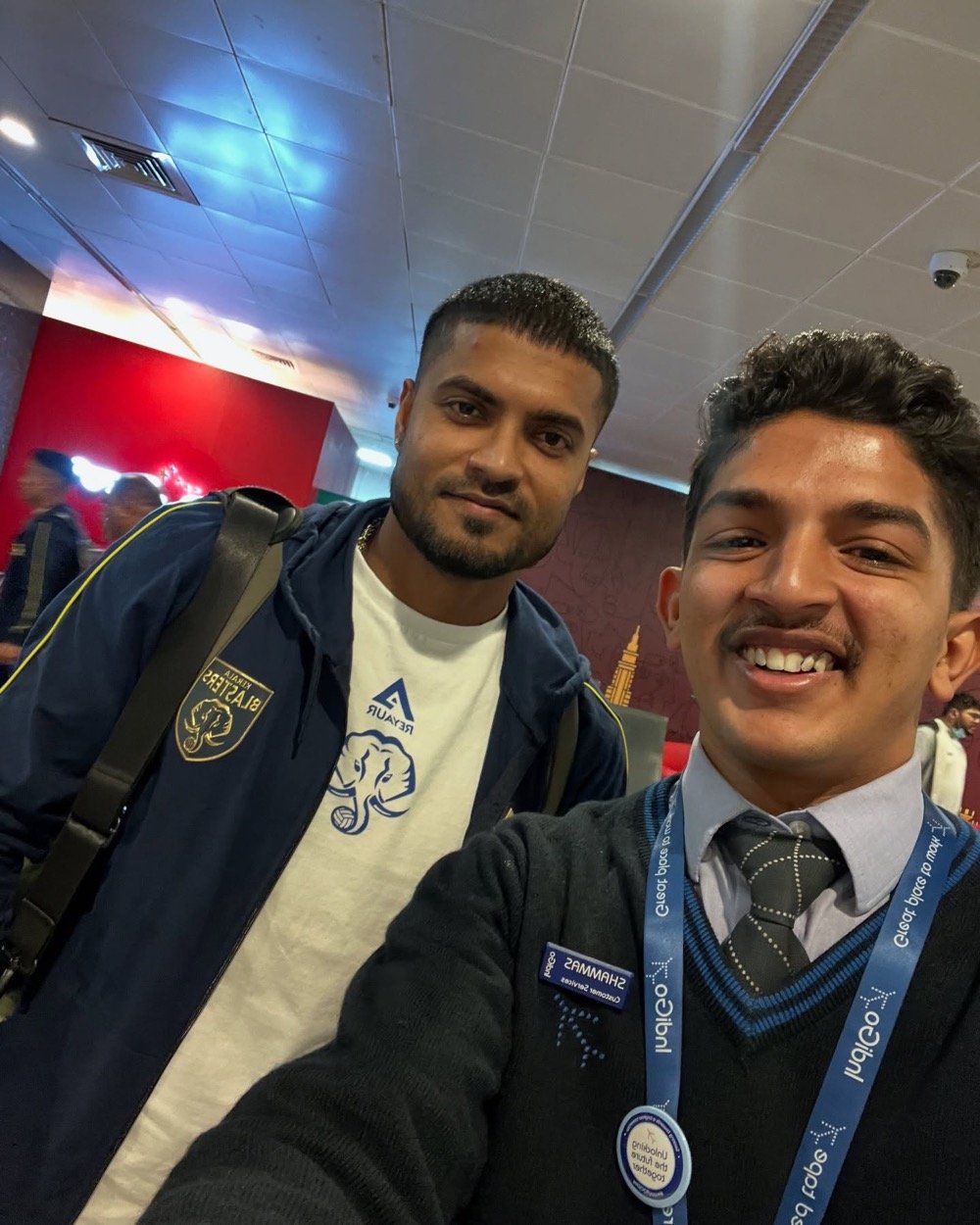 Selfie with a Kerala Blasters player at the airport